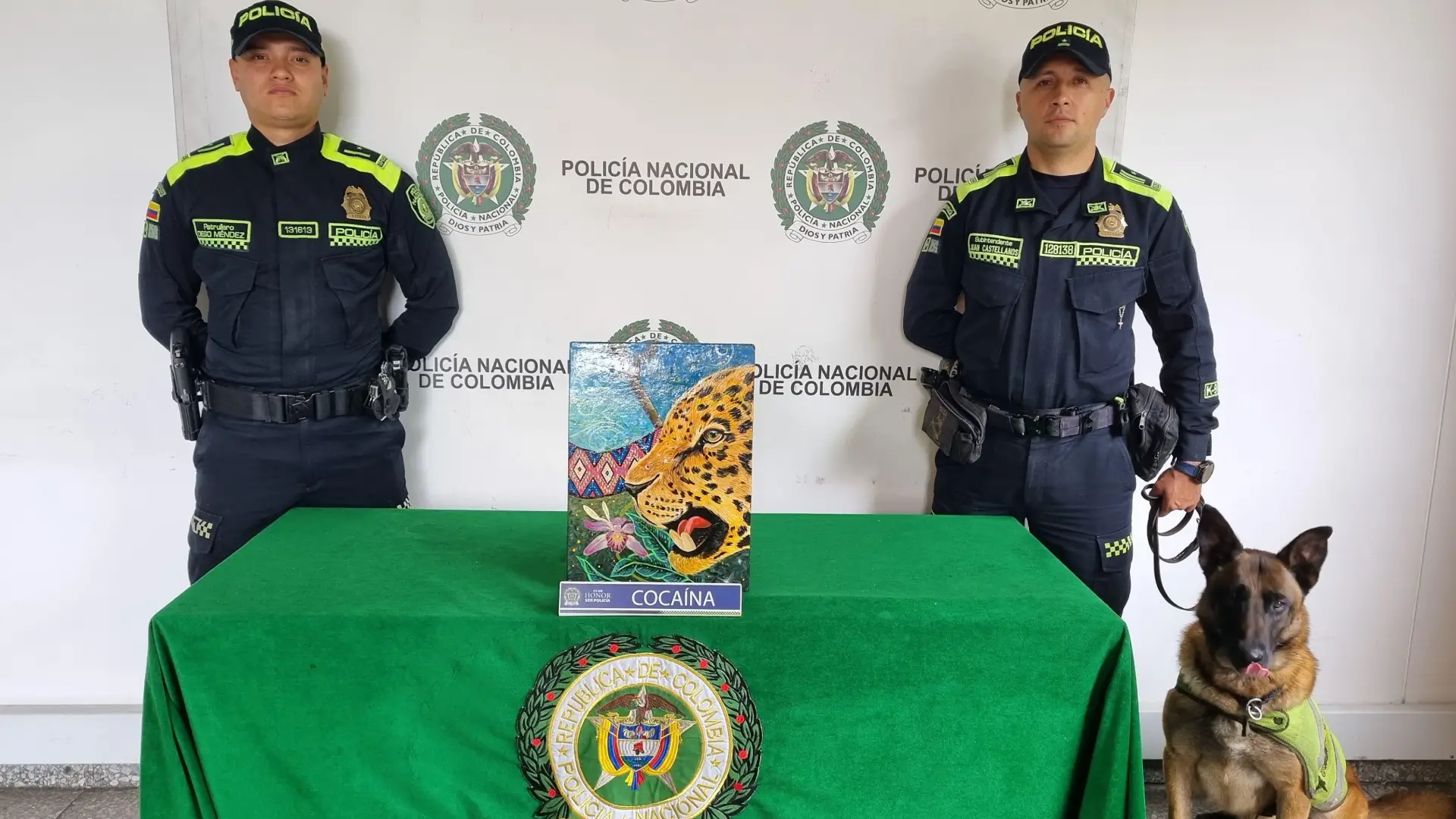 Obra de arte rellena de cocaína fue incautada en el Areopuerto El Dorado de Bogotá