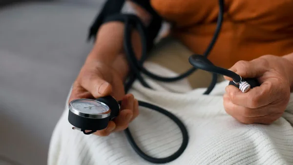 ¿Cómo bajar la presión arterial de manera natural? Esto dicen los expertos ¿Cómo bajar la presión arterial de manera natural? Esto dicen los expertos