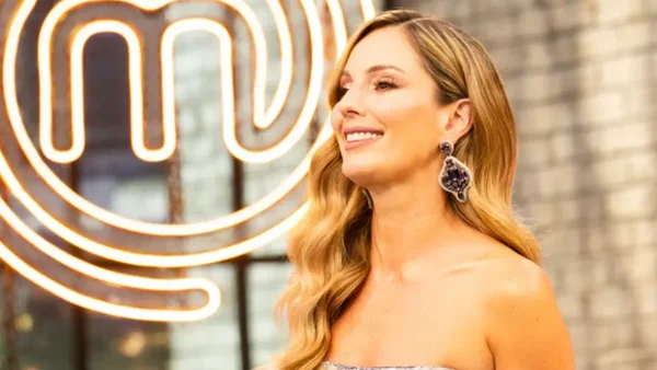 Claudia Bahamón deslumbró con su estilo en el estreno de MasterChef Celebrity 2024
