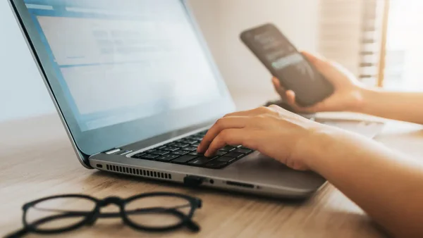 Factura electrónica gratuita: paso a paso para el registro y la habilitación en el software de la DIAN Factura electrónica gratuita: paso a paso para el registro y la habilitación en el software de la DIAN