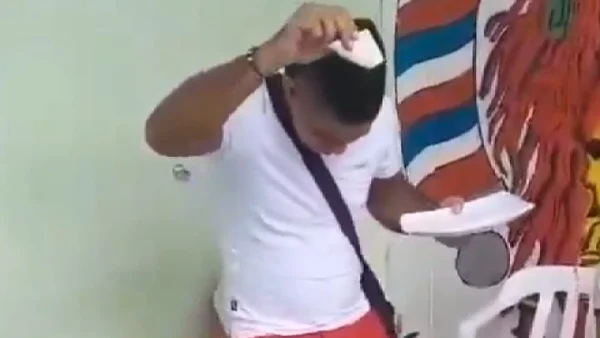 Suspendido director de la cárcel La Tramacúa por fiesta de presos en la que hubo drogas y armas