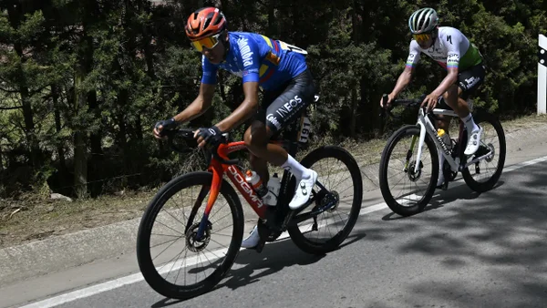 Con la ausencia de Egan Bernal, así quedó el listado de ciclistas colombianos que estarán en Paris 2024