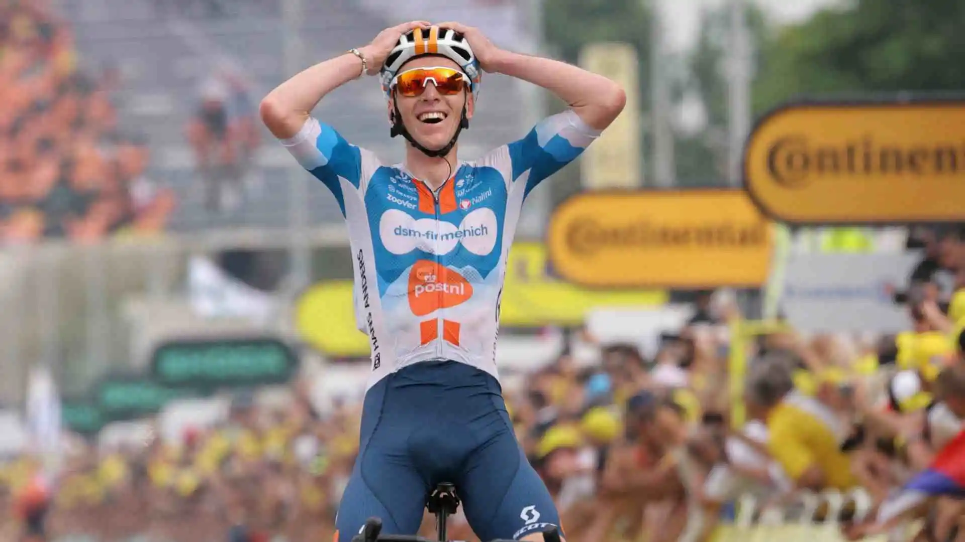 Romain Bardet se quedó con la primera etapa del Tour de Francia 2024