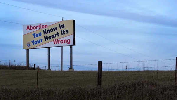 Corte de Iowa prohíbe aborto después de seis semanas