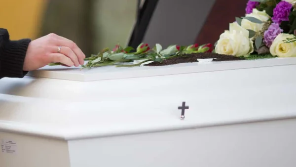 Trágicas vacaciones de familia colombiana en México: niña murió y esta es la millonaria cuenta del hospital