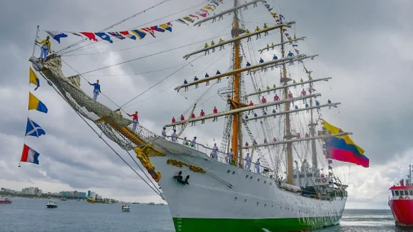 La misión del Buque Escuela Gloria se cumplió: el embajador flotante llegó a Londres La misión del Buque Escuela Gloria se cumplió: el embajador flotante llegó a Londres
