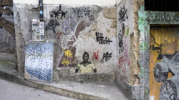 Brasil: operación contra narcotráfico en favela de Rio de Janeiro dejó seis muertos