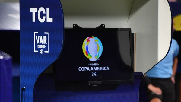 Crece la polémica: VAR aceptó haberse equivocado en partido de Colombia y Brasil Crece la polémica: VAR aceptó haberse equivocado en partido de Colombia y Brasil