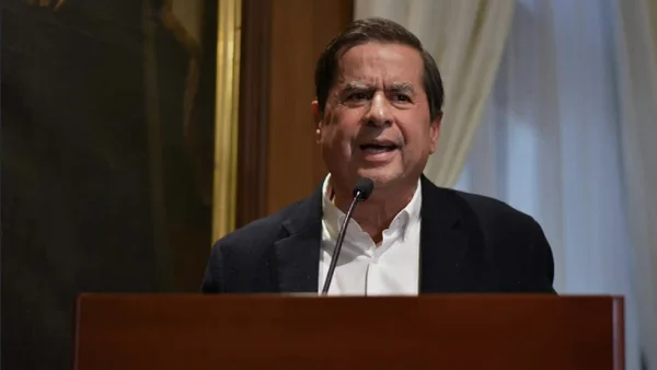 Reacciones sobre la iniciativa de Juan Fernando Cristo para impulsar una Asamblea Constituyente