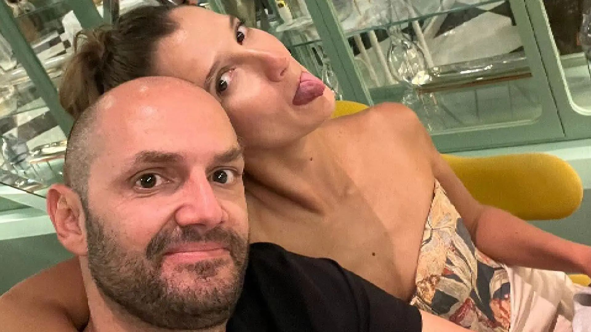 A qué se dedica la esposa de Nicolás de Zubiria