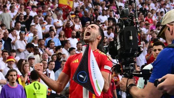 España eliminó a Alemania con polémica incluida y avanzó a semifinales de la Eurocopa España eliminó a Alemania con polémica incluida y avanzó a semifinales de la Eurocopa