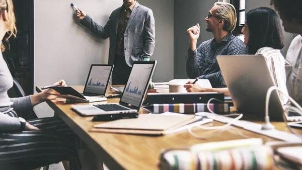 Claves para la supervivencia empresarial en Colombia: Estrategias para Mipymes Claves para la supervivencia empresarial en Colombia: Estrategias para Mipymes