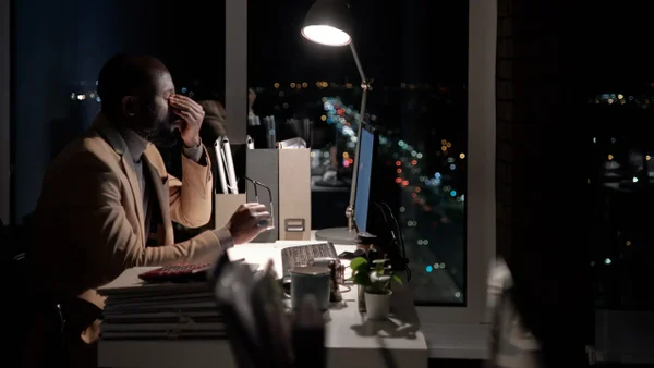 A partir de esta fecha empezará a regir el horario de siete de la noche tras sanción de la reforma laboral