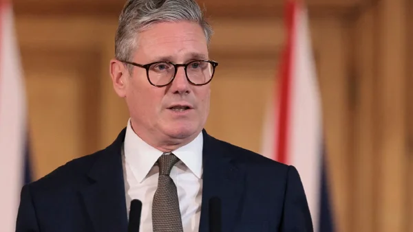 Primer ministro británico viaja a Escocia para reanudar relaciones políticas con el Reino Unido Primer ministro británico viaja a Escocia para reanudar relaciones políticas con el Reino Unido