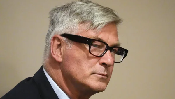 Comienza el juicio contra el actor Alec Baldwin por homicidio involuntario