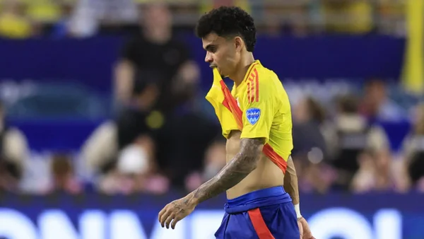 Luis Díaz en Liverpool: Arne Slot busca un nuevo fichaje estelar que pondría en peligro el puesto del colombiano