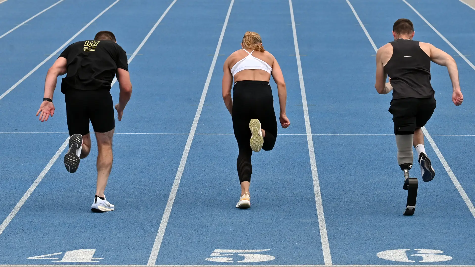 ¿Se pueden evitar calambres en deportistas con el uso de leggins especiales?