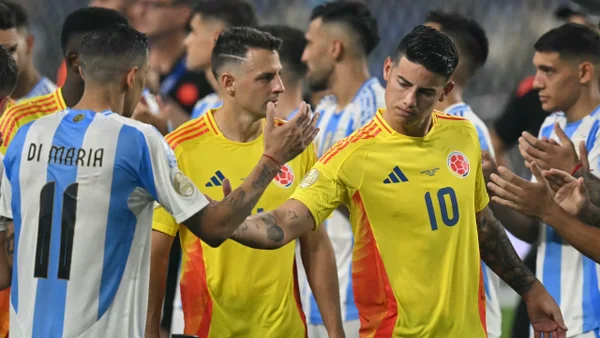 Sale a la luz el gran gesto que tuvo Lionel Scaloni con James Rodríguez: en video