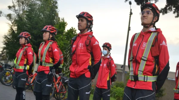 IDRD busca jóvenes apasionados por la bicicleta para ser Guardianes de la Ciclovía IDRD busca jóvenes apasionados por la bicicleta para ser Guardianes de la Ciclovía
