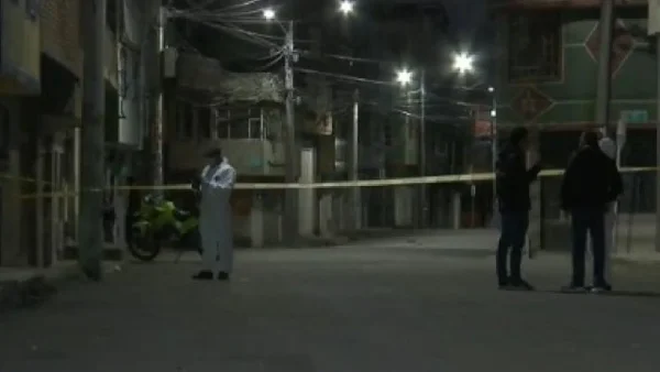 Dueños de un bar de Bogotá fueron apuñalados: el hombre falleció y la mujer está herida Dueños de un bar de Bogotá fueron apuñalados: el hombre falleció y la mujer está herida