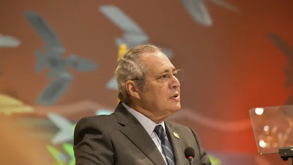 “Seguimos en procesos de paz inventando historietas”: duro pronunciamiento de Iván Name en su último discurso “Seguimos en procesos de paz inventando historietas”: duro pronunciamiento de Iván Name en su último discurso