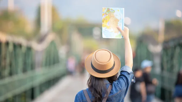 ¿Quiere viajar al extranjero? Estas son las ofertas de algunos bancos para que pueda lograrlo