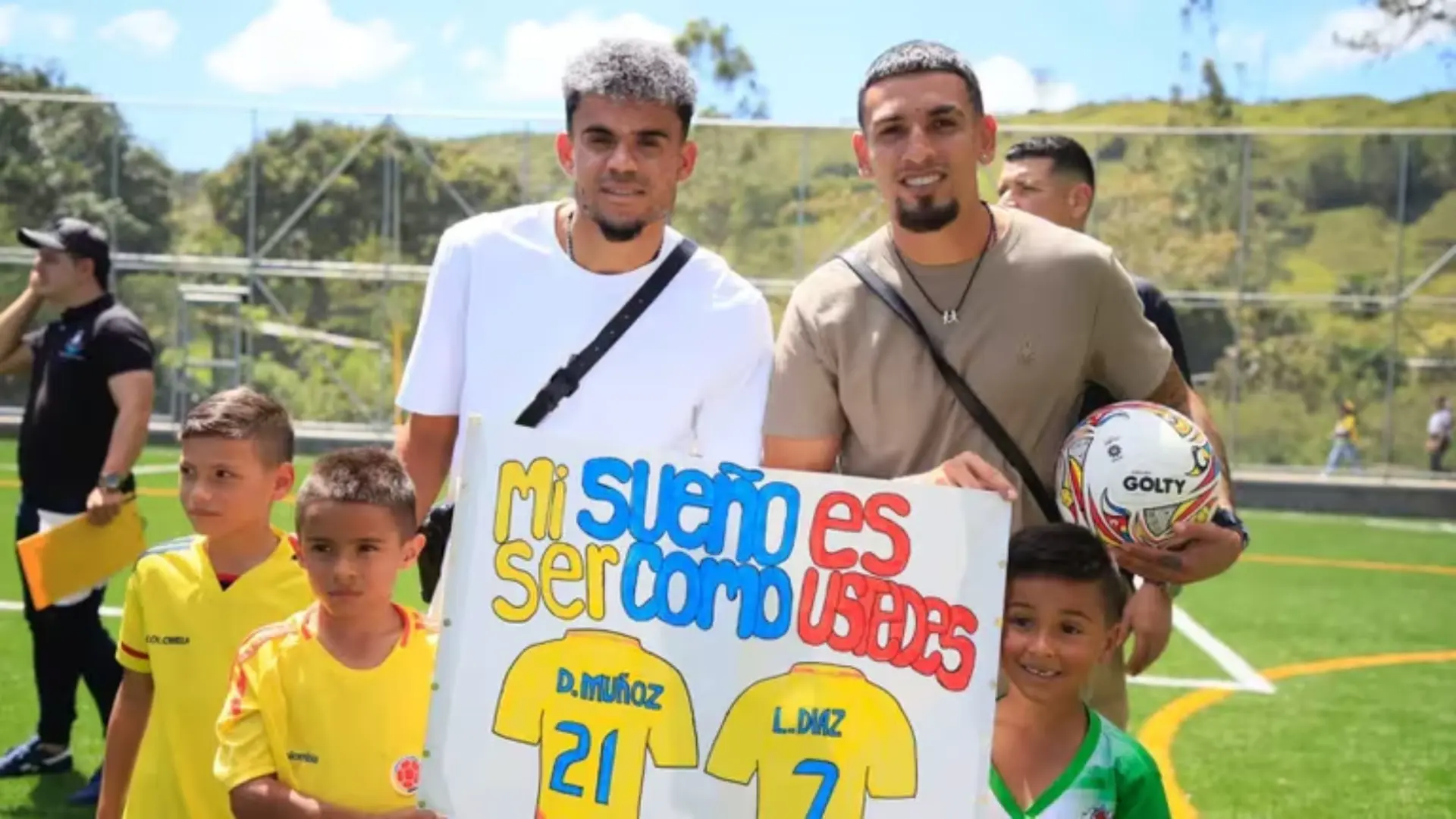 Daniel Muñoz-Luis Díaz