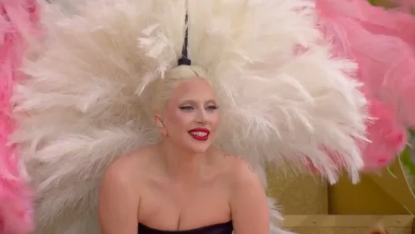 Lady Gaga fue la gran sorpresa de la inauguración de los Juegos Olímpicos, así fue su presentación