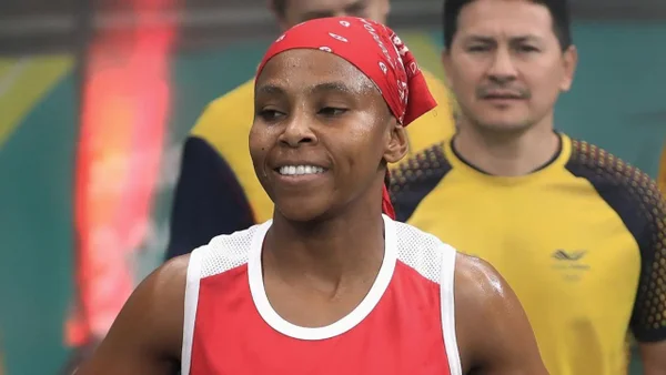 Íngrit Valencia ilusiona a Colombia en los Juegos Olímpicos: contundente victoria en el boxeo