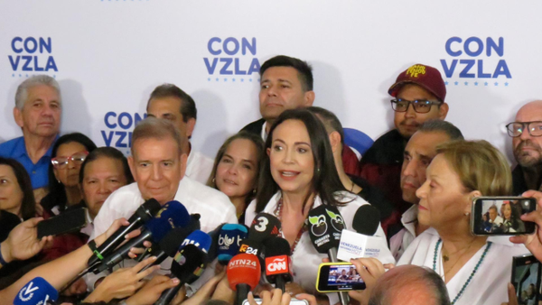 "Ganamos y todo el mundo lo sabe": María Corina dice que Edmundo obtuvo el 70% de los votos