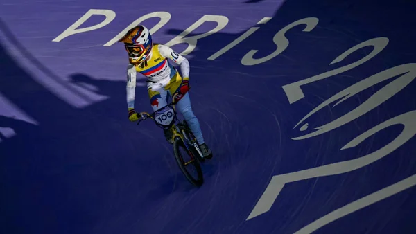 Mariana Pajón se quedó sin posibilidad de medalla: la ‘Reina’ fue eliminada en semifinales