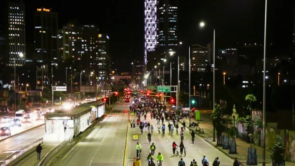 Ciclovía nocturna en Bogotá este 8 de agosto: Conozca las rutas cerradas y alternativas de tránsito