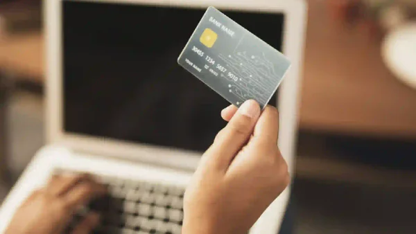 ¿Cuál es el tope máximo de consumo en la tarjeta de crédito para no declarar renta en Colombia?