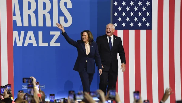 "Es un combate por el futuro": Kamala Harris en su primer mitin conjunto con Tim Walz