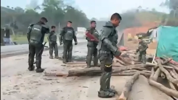 Tras más de 20 horas de bloqueo, autoridades recuperaron control de la Vía Panamericana
