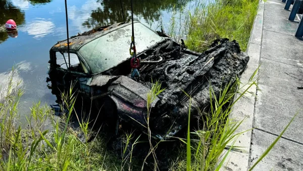 Restos de una madre y su hija desaparecidas hace 50 años fueron hallados al fondo de un lago en Florida