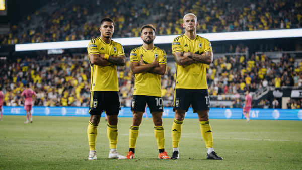 Columbus Crew eliminó al Inter Miami, de Lionel Messi: vital asistencia del 'Cucho' Hernández
