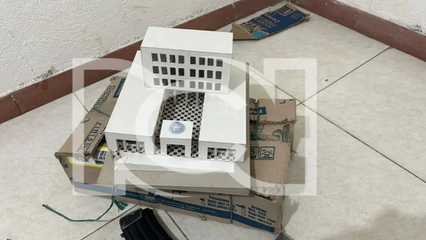 Exclusivo | Las imágenes de la maqueta del Palacio de Justicia y explosivos encontrados en dos allanamientos en Bogotá Exclusivo | Las imágenes de la maqueta del Palacio de Justicia y explosivos encontrados en dos allanamientos en Bogotá
