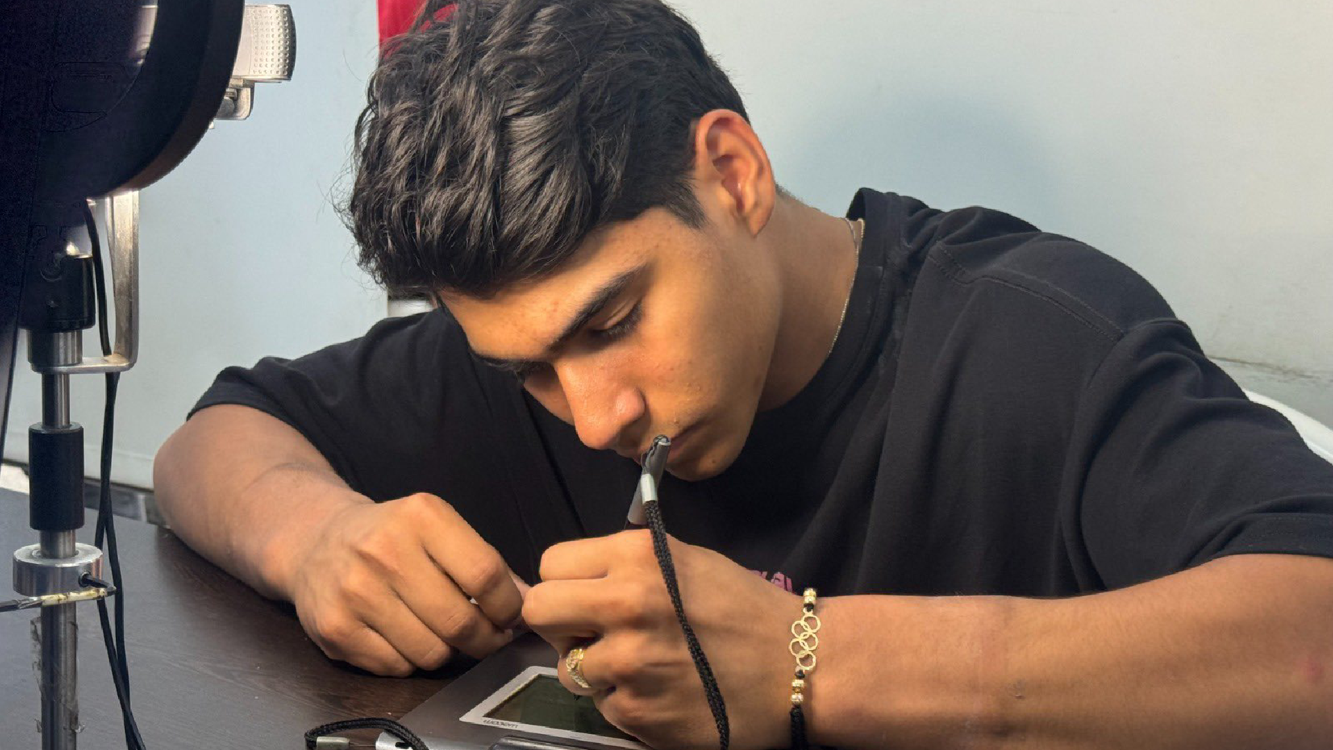 Ángel Barajas no perdió el tiempo tras cumplir 18 años: hizo trámite importante en la Registraduría