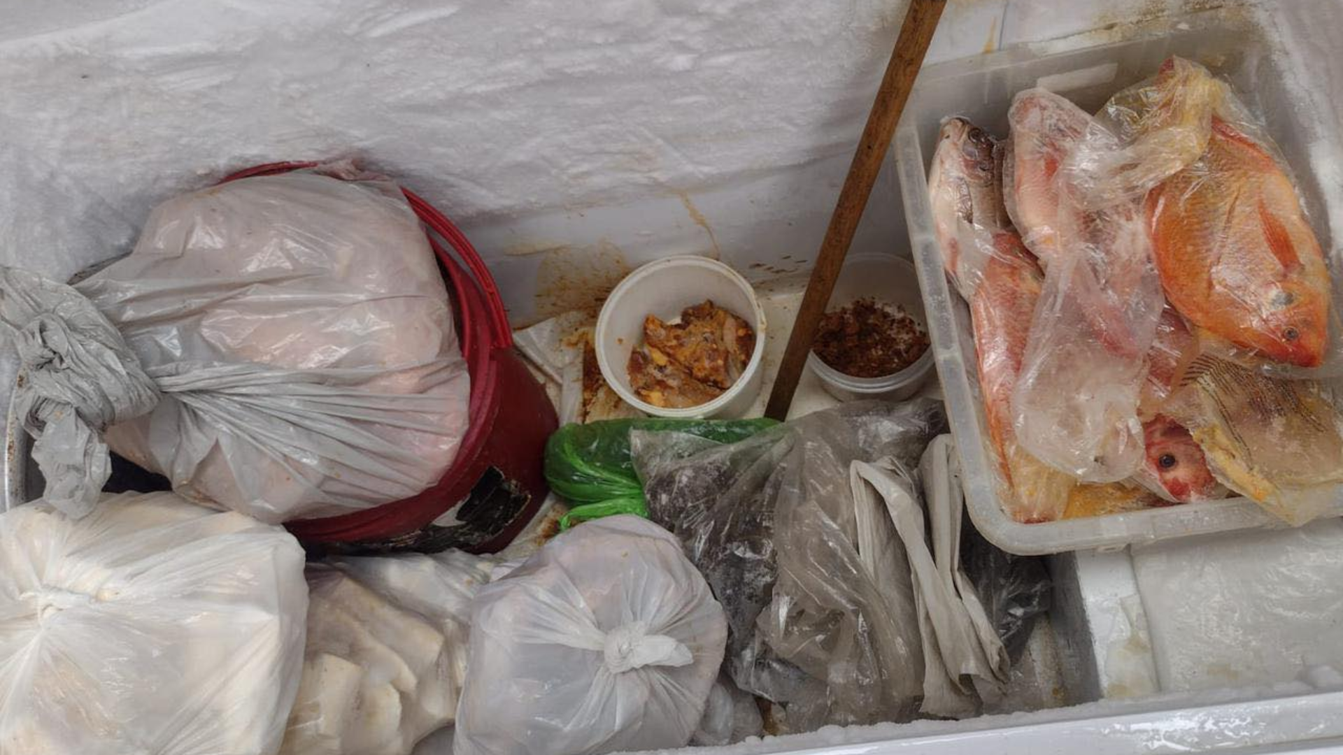 Restaurante cerrado en Ibagué.