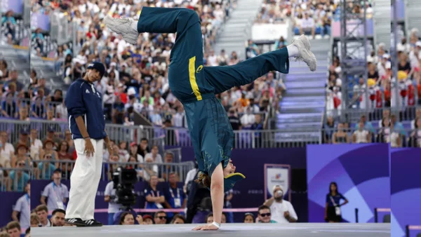 Bailarina australiana de breakdance denuncia campaña de odio tras su actuación olímpica en París Bailarina australiana de breakdance denuncia campaña de odio tras su actuación olímpica en París