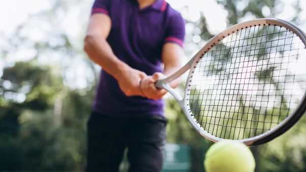 Síndrome del Tenista: ¿En qué consiste y cuál es su tratamiento? Síndrome del Tenista: ¿En qué consiste y cuál es su tratamiento?