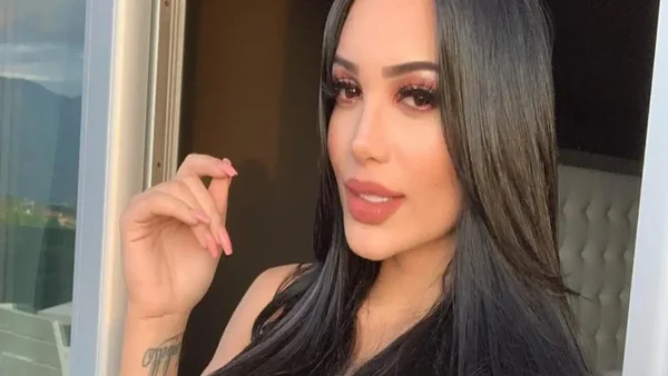 ¡Increíble! Andrea Valdiri cuenta cómo un desconocido le ofreció 500 millones de pesos, ¿a cambio de qué?