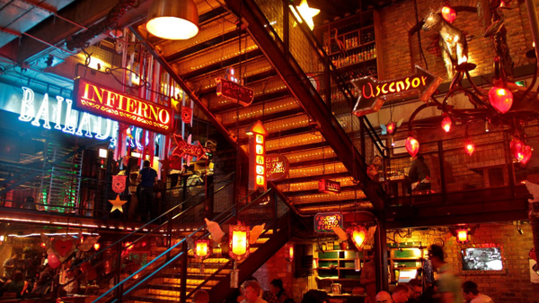 ¿Qué pasará con los empleados de Andrés Carne de Res tras cierre temporal por accidente de Laura Villamil?