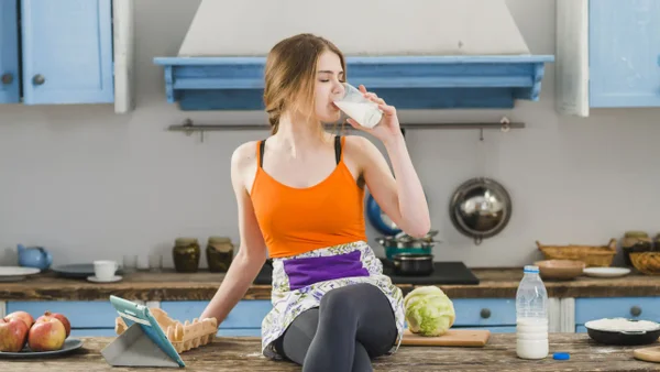 Esta es la bebida natural que alivia el estreñimiento y promueve la pérdida de peso