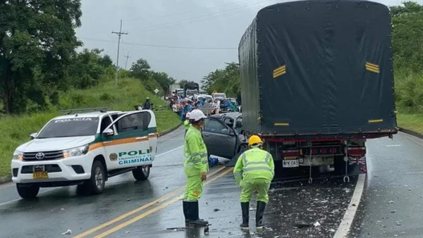 Graves accidentes en Caldas dejan tres fallecidos, una mujer entre las víctimas Graves accidentes en Caldas dejan tres fallecidos, una mujer entre las víctimas