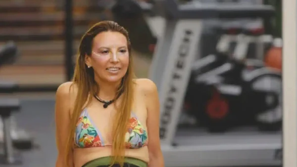 ¿De otro mundo? Mafe Walker mostró su nuevo look y causó furor con su estilo 'Galáctico' ¿De otro mundo? Mafe Walker mostró su nuevo look y causó furor con su estilo 'Galáctico'