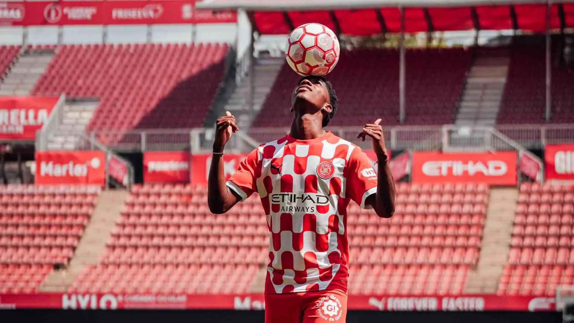 ¿Yaser Asprilla será titular en el juego de Girona vs. Osasuna? Contundente respuesta del DT