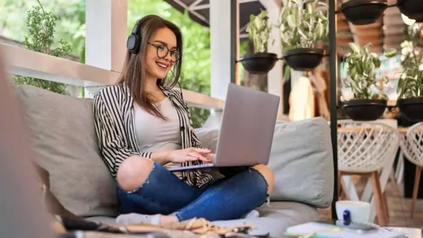 ¿Por qué el idioma inglés es un motor del empleo y desarrollo económico para Colombia? ¿Por qué el idioma inglés es un motor del empleo y desarrollo económico para Colombia?