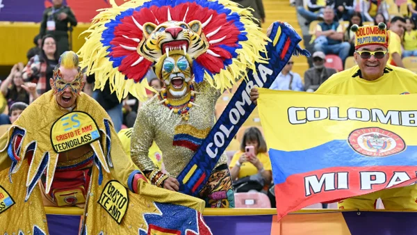 Así sonó el himno de Colombia en un Atanasio que no se llenó para ver a la selección Femenina